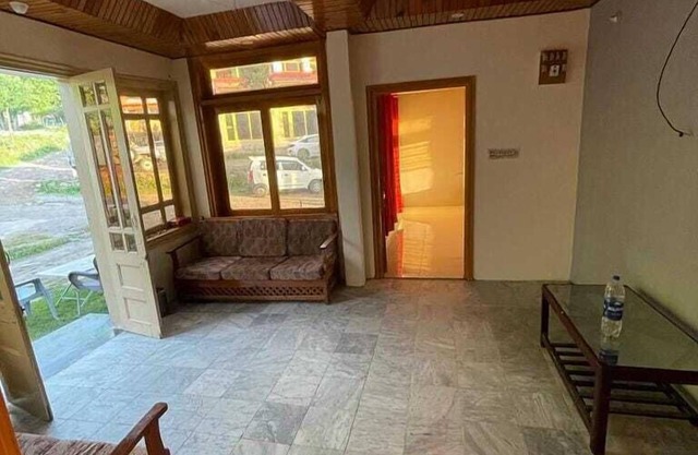 Lahore hotel shogran