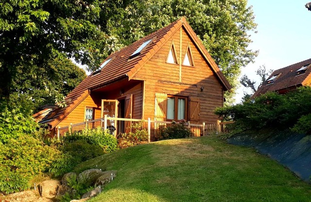 Lake Dathee Lodge