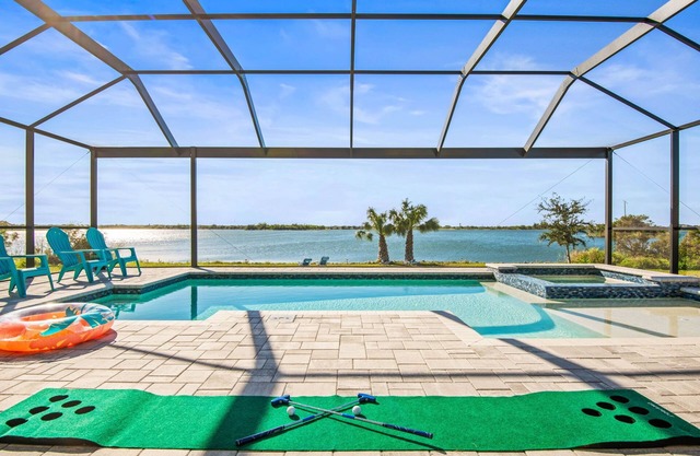 Lake Front Dream Home w/Pool Featured on HGTV