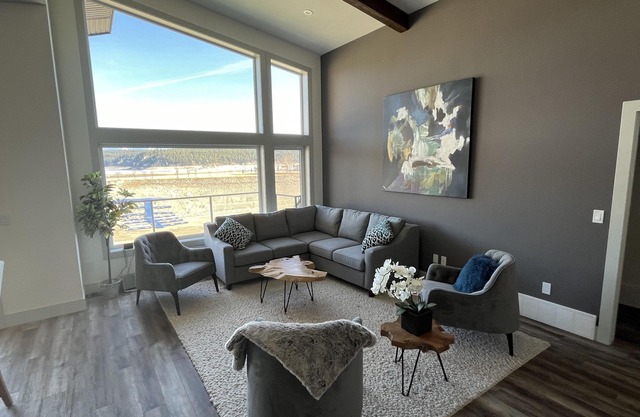 Lake Front Koocanusa Oasis with Private Beach and Dock