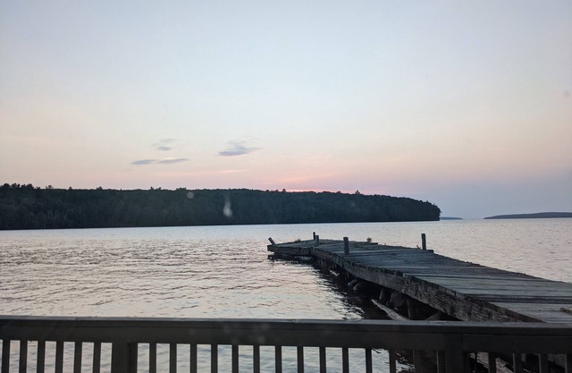 Lake front property with stunning view of the apostle islands
