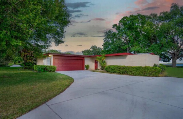 Lake Hamilton Hideout