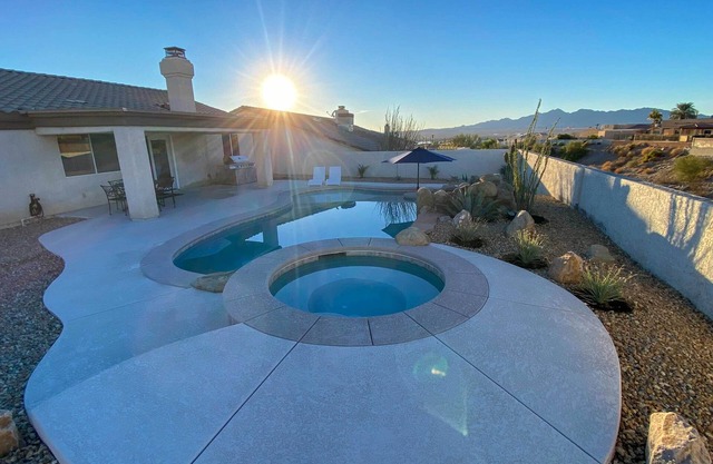 Lake Havasu City House w/Fire Pit, Pool & Spa!