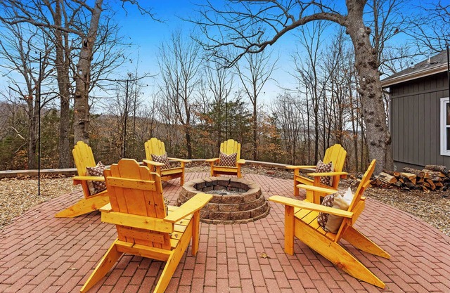 Lake House on Truman Lake|Sleeps10|Fire Pit Arcade