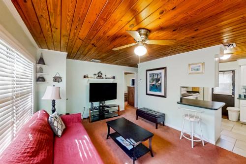 Lake June Resort #10