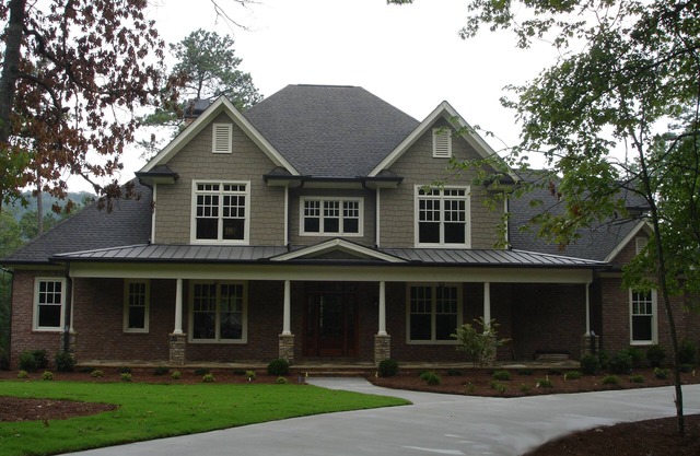 Lake Lanier Retreat - Spend 2025 on the Lake! Summer Available Now!