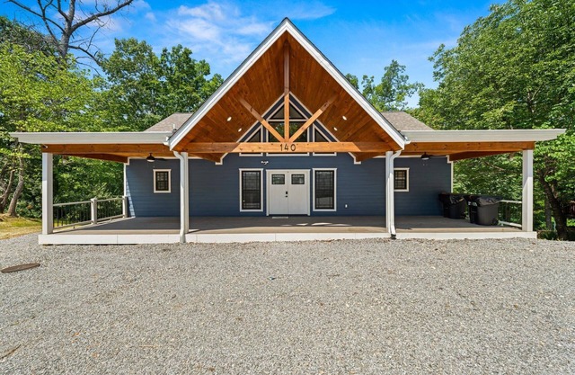 Lake Loop Retreat w/Movie Theater & Private Dock