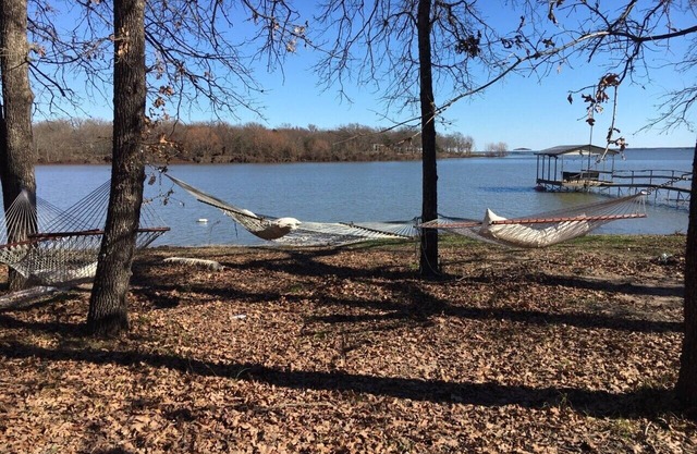 Lake Vacation Getaway