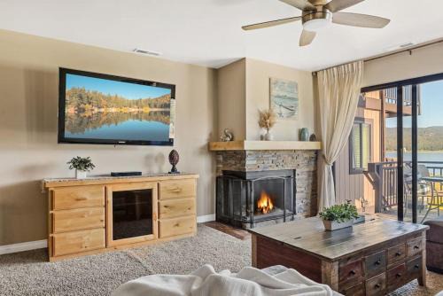 Lakefront at the Village