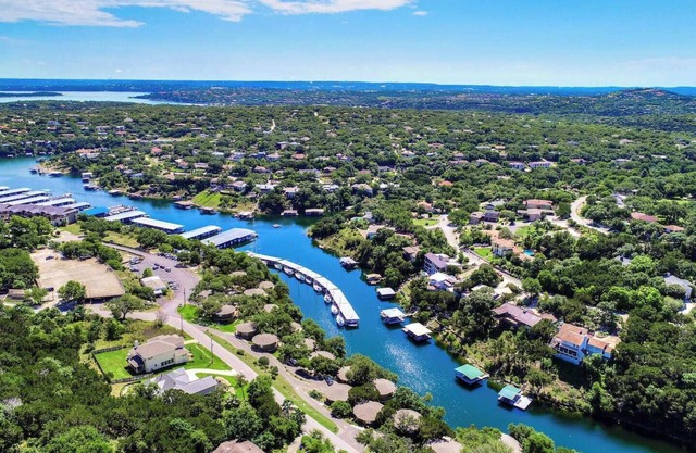 Lakefront Bungalow - Shared Community Pool/Hot Tub #4