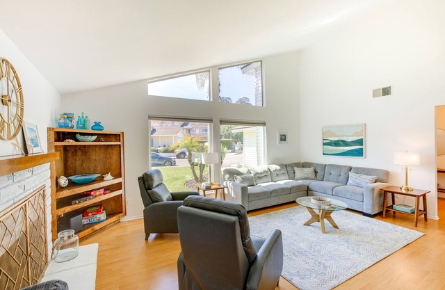 Lakefront Grover Beach Home ~ Walk to Ocean!