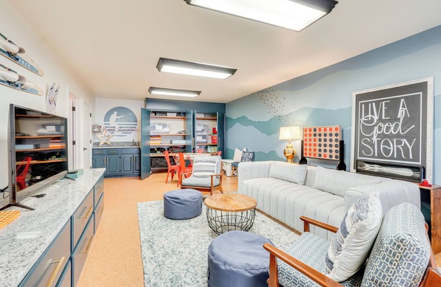 Lakefront Home w/Private Dock in Grove