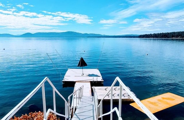 Lakefront Home With A Million Dollar View!