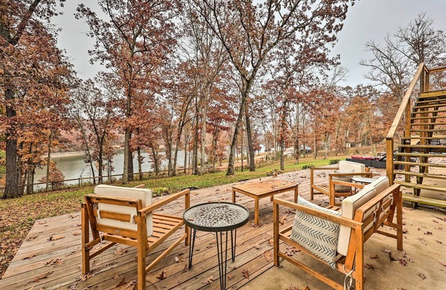 Lakefront Rogers Getaway w/Hot Tub & Deck!