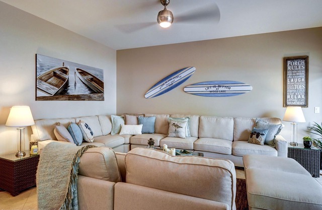 Lakefront Townhouse on beautiful Wood Lake