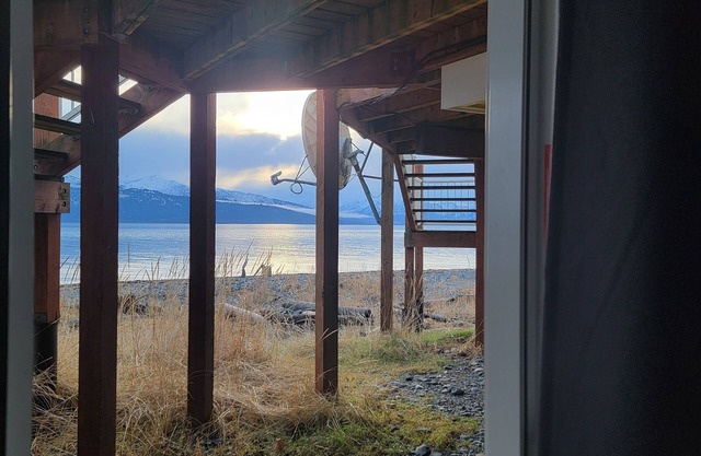 Lakeshore Lodge 610