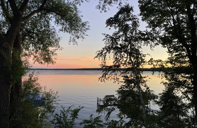 Lakeside Bliss: Your Ultimate Escape on Lake Metonga in Crandon, Wisconsin