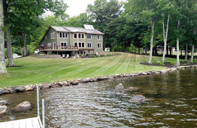 Lakeside Vacation Home