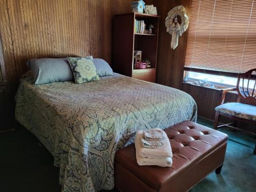 Lakeview Guestrm Tropical Retreat