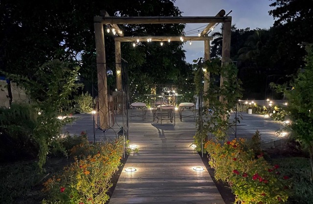 LAKEVIEW House! Minutes from South Florida Attractions, beaches 🌊 and casinos 🎰