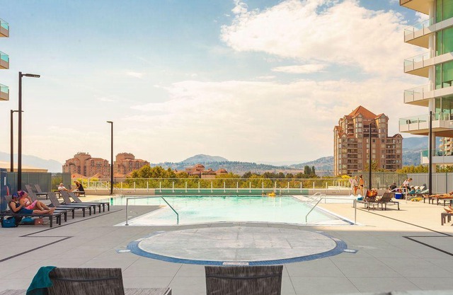 ☆ Lakeview | Luxury 1BR & State-of-Art Amenities! | DT Kelowna ☆