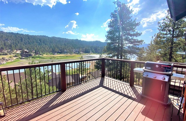 ✦ Lakeview ✦ Modern ✦ BBQ ✦ Hot Tub ✦ Cabin @ The Big Bear Lake