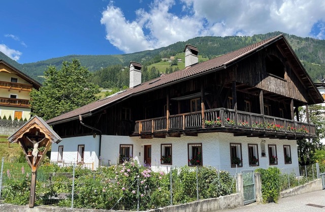 Landhaus Schneider - Quietly situated, lovingly made and all to yourselves.