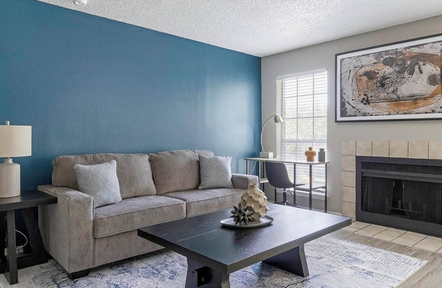 Landing | Amazing 1BD, Clubhouse, Gym