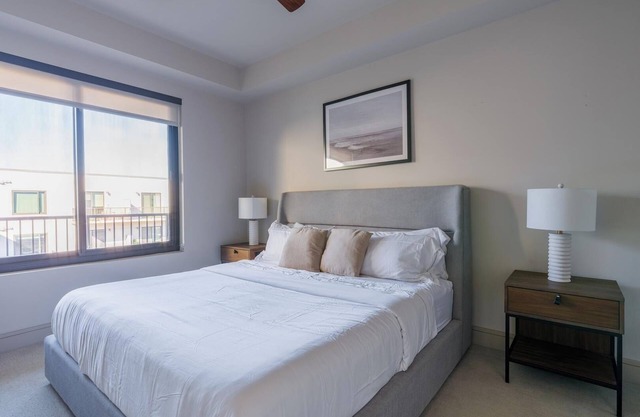Landing | Amazing 2BD, Tennis Court, Pool