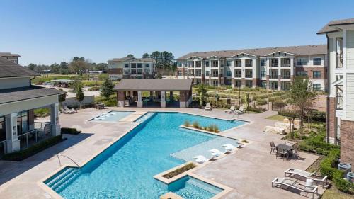 Landing Apartments - Grand Harbor