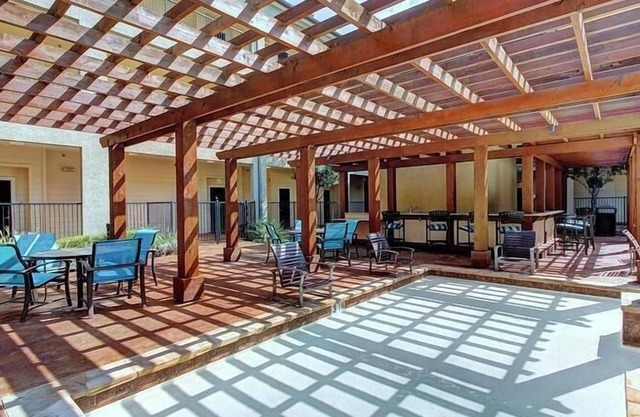 Landing at Avanti Hills at the Galleria - 1 Bedroom in Hill Country Galleria