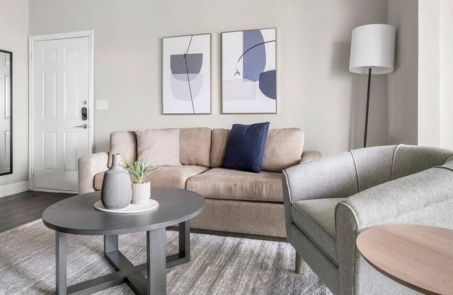 Landing at Residences at River Park West - 1 Be.
