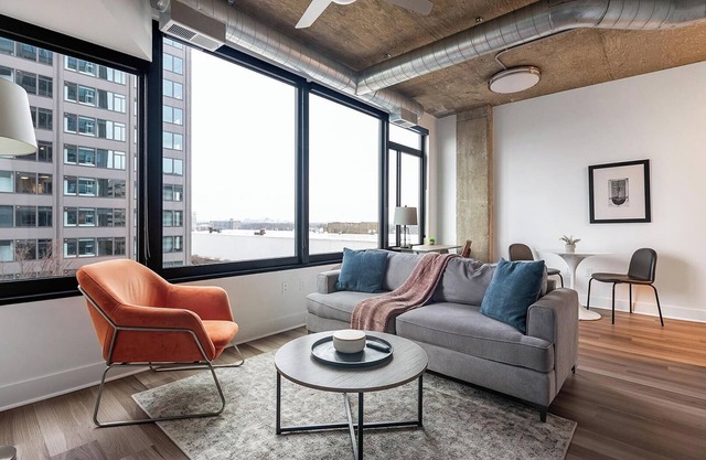 Landing | Beautiful 2BD, Gym, Game Room
