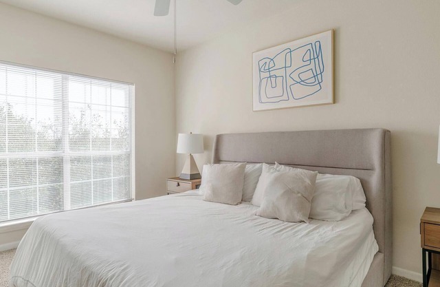 Landing | Chic 1BD, Gym, Game Room