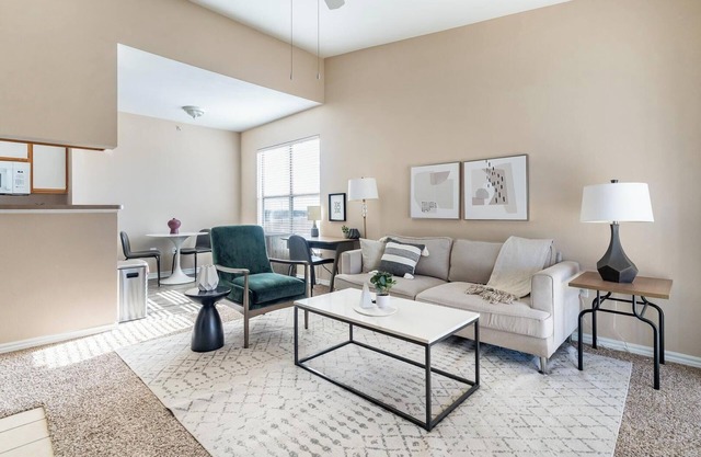 Landing | Chic 1BD, Gym, Pool