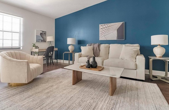 Landing | Incredible 2BD, Gym, Clubhouse