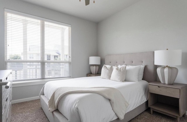 Landing | Modern 1BD, Gym, Clubhouse