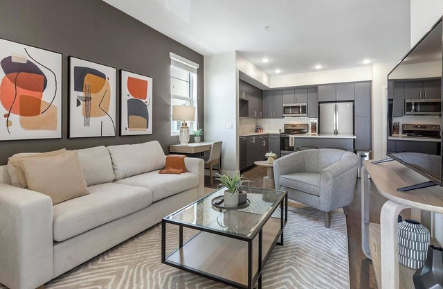 Landing | Modern 2BD, Gym, Pool