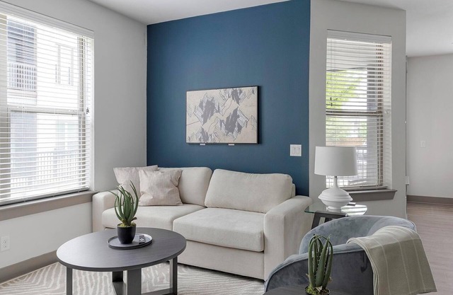 Landing | Spectacular 2BD, Gym, Pool