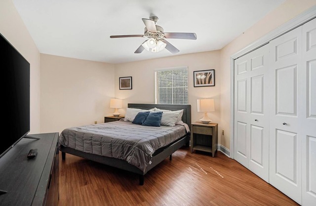 Landing | Stunning 2BD, Gym, Pool