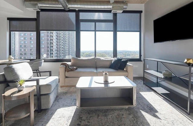 Landing | Stylish 1BD, Gym, Game Room