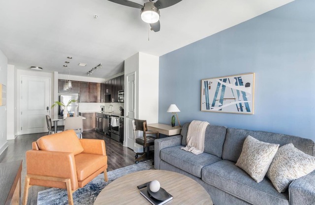Landing | Stylish 1BD, Rooftop Lounge, Gym