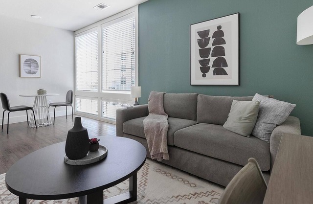 Landing | Stylish 1BD, Gym, Game Room