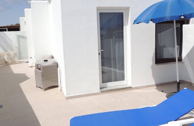 Lanzarote - Relax in the beautiful tranquil Charco del Palo just sun and sea