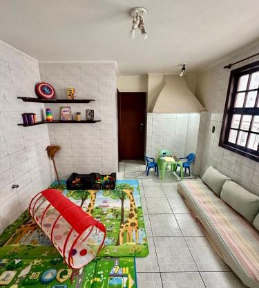 Lar acolhedor com Espaço Kids na Medianeira!