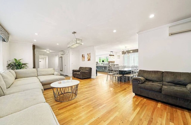 Large 7B/3B Villa w/Indoor Pool, Hot Tub, Slps 16