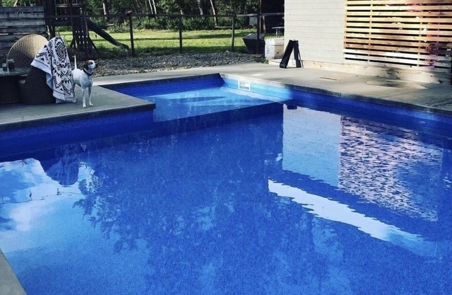 Large family home on 2.5 acres on Mission Creek w/pool.