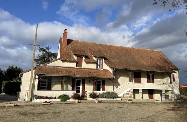Large house with pool and sauna in Saint-Pourçain-sur-Sioule, near Vichy