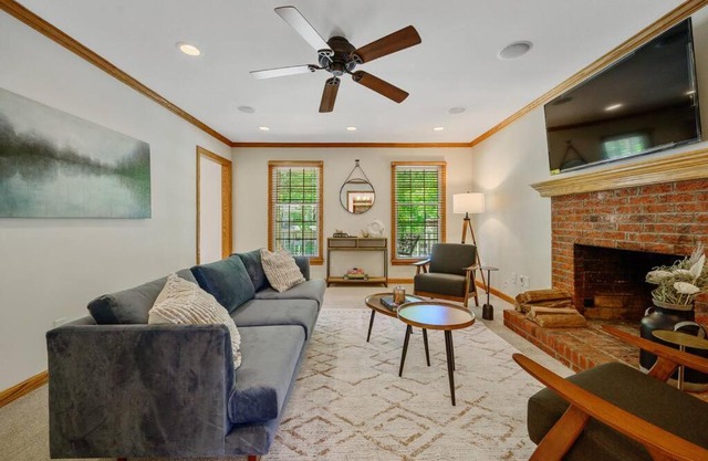 Large groups l NC State l PNC Arena l Deck w/grill