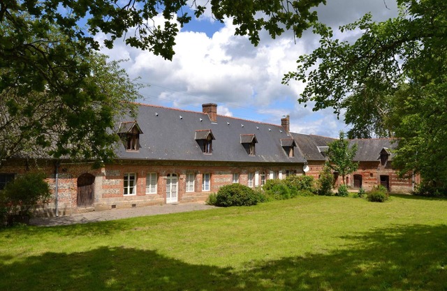 Large house in the countryside.